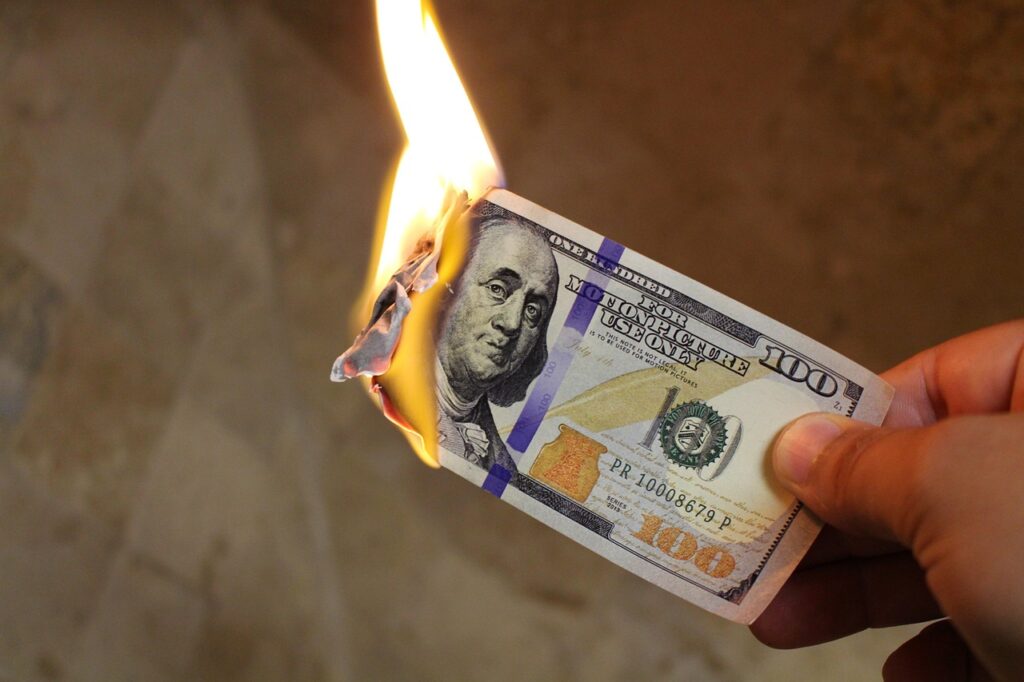 Estos son los errores financieros que te mantienen pobre